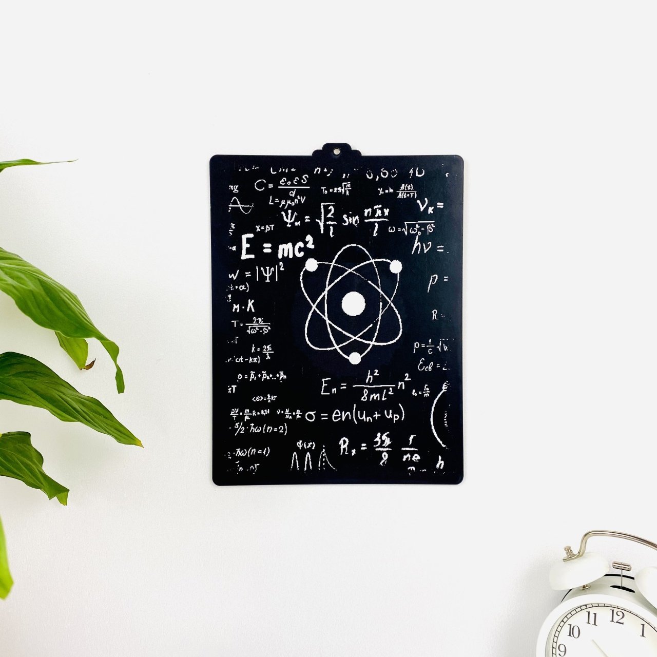 Emc2 Tasarımlı Ahşap Poster