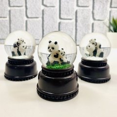 Panda Çiftler Işıklı Kar Küresi