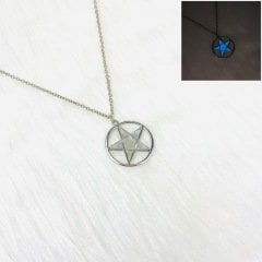 Karanlıkta Parlayan Pentegram Kolye