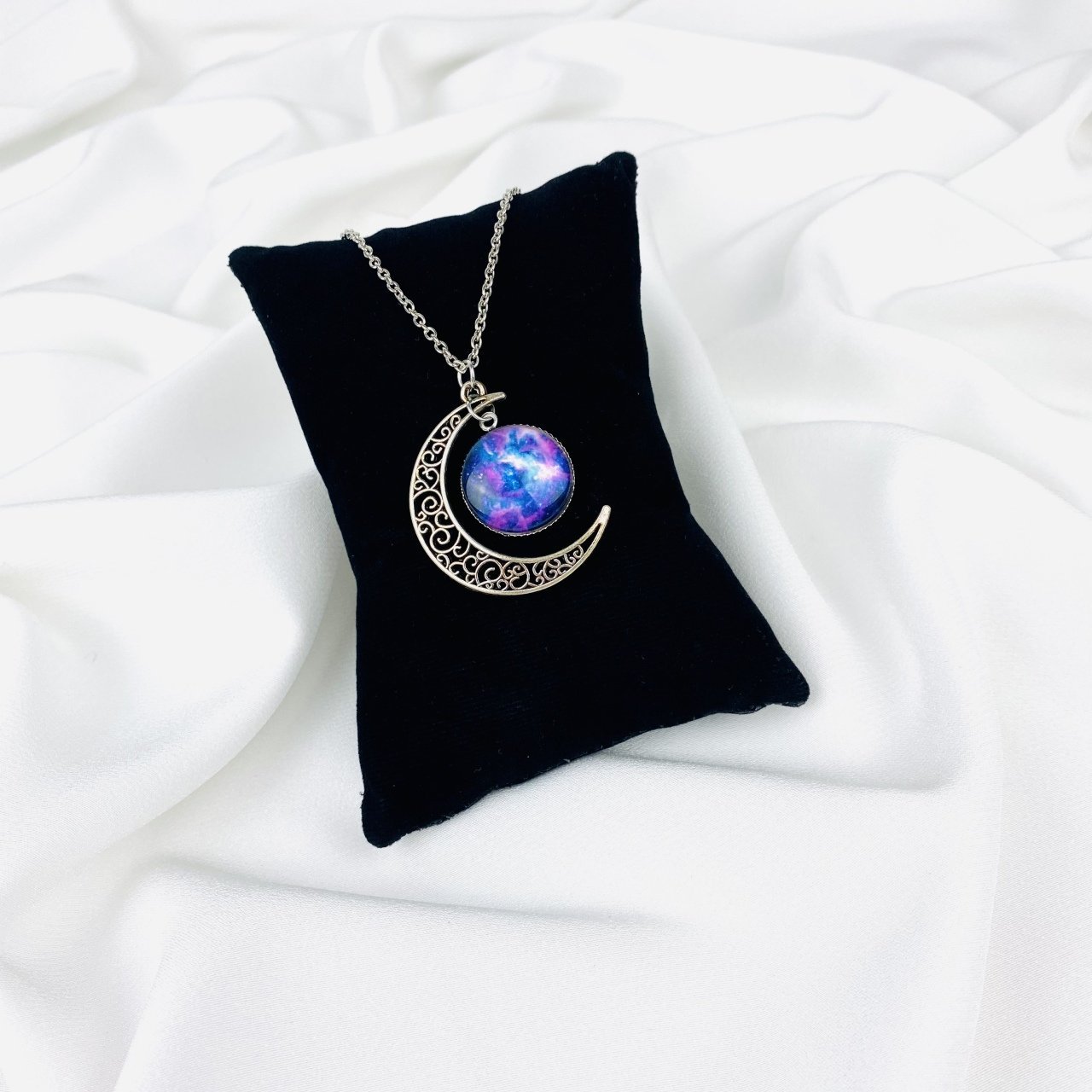 Moon Kolye Galaxy