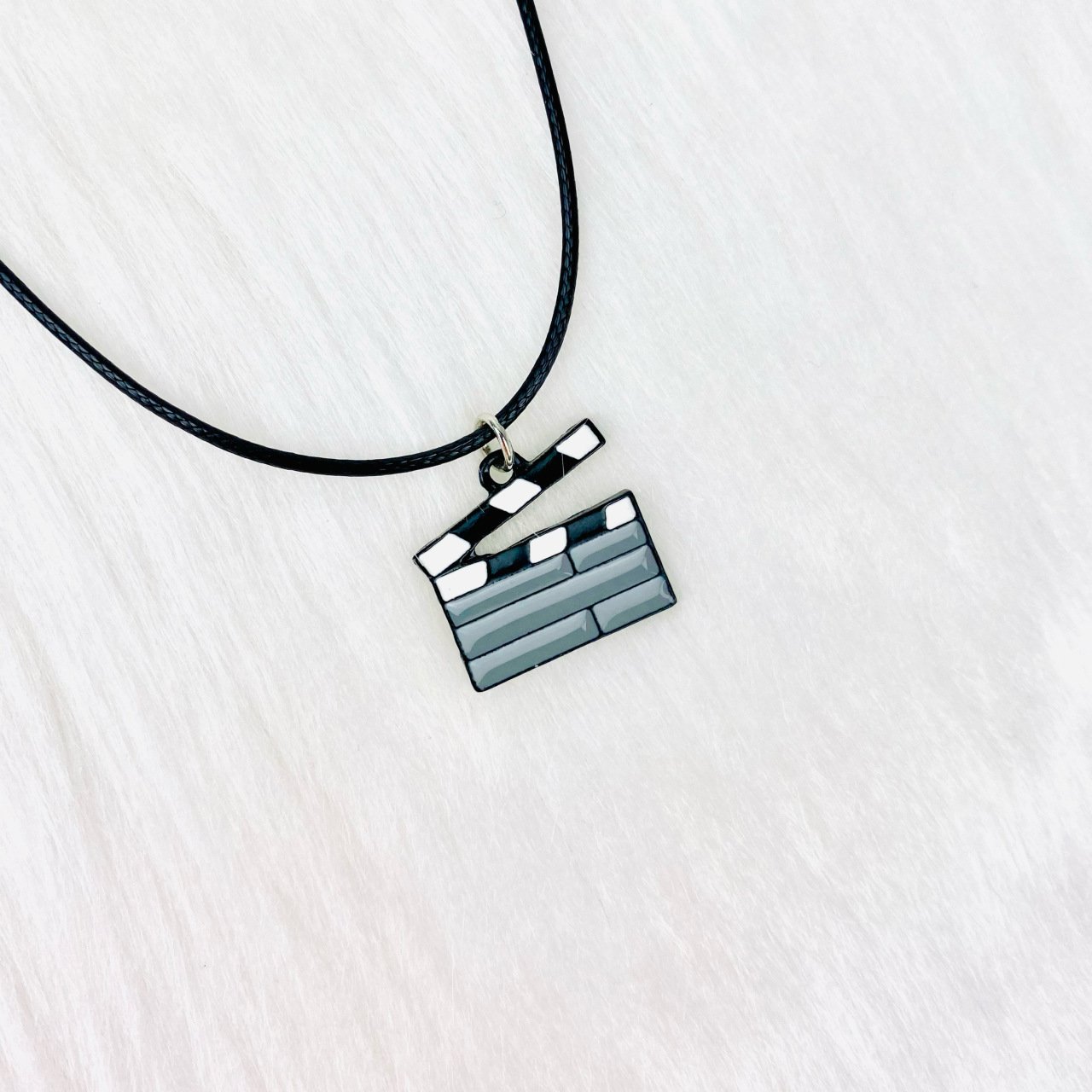 Klaket Kolye Metal