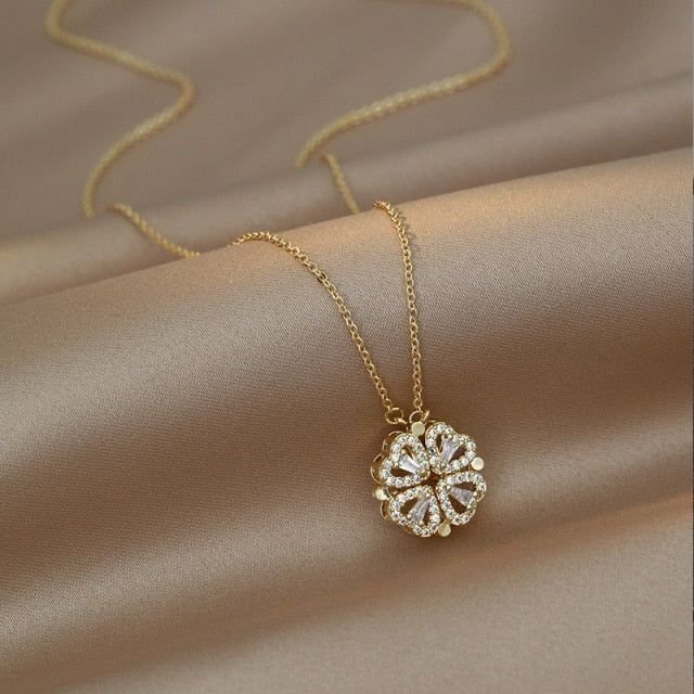 Mıknatıslı Açılıp Kapanabilen Kalp Yonca Kolye Gold