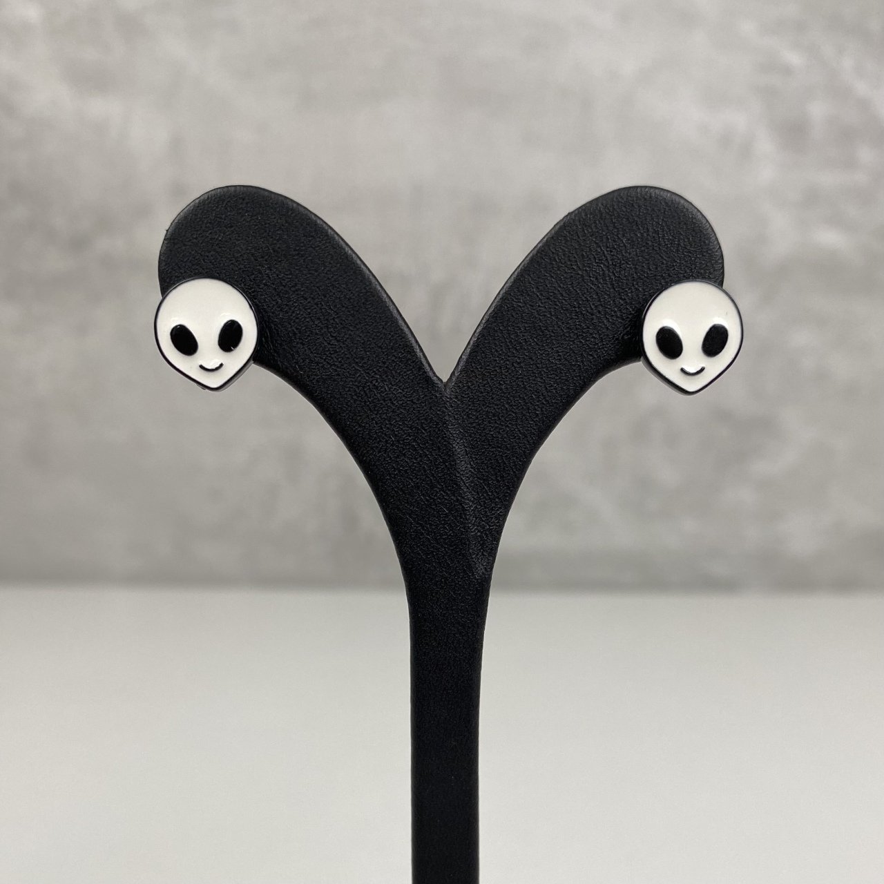 Alien Küpe