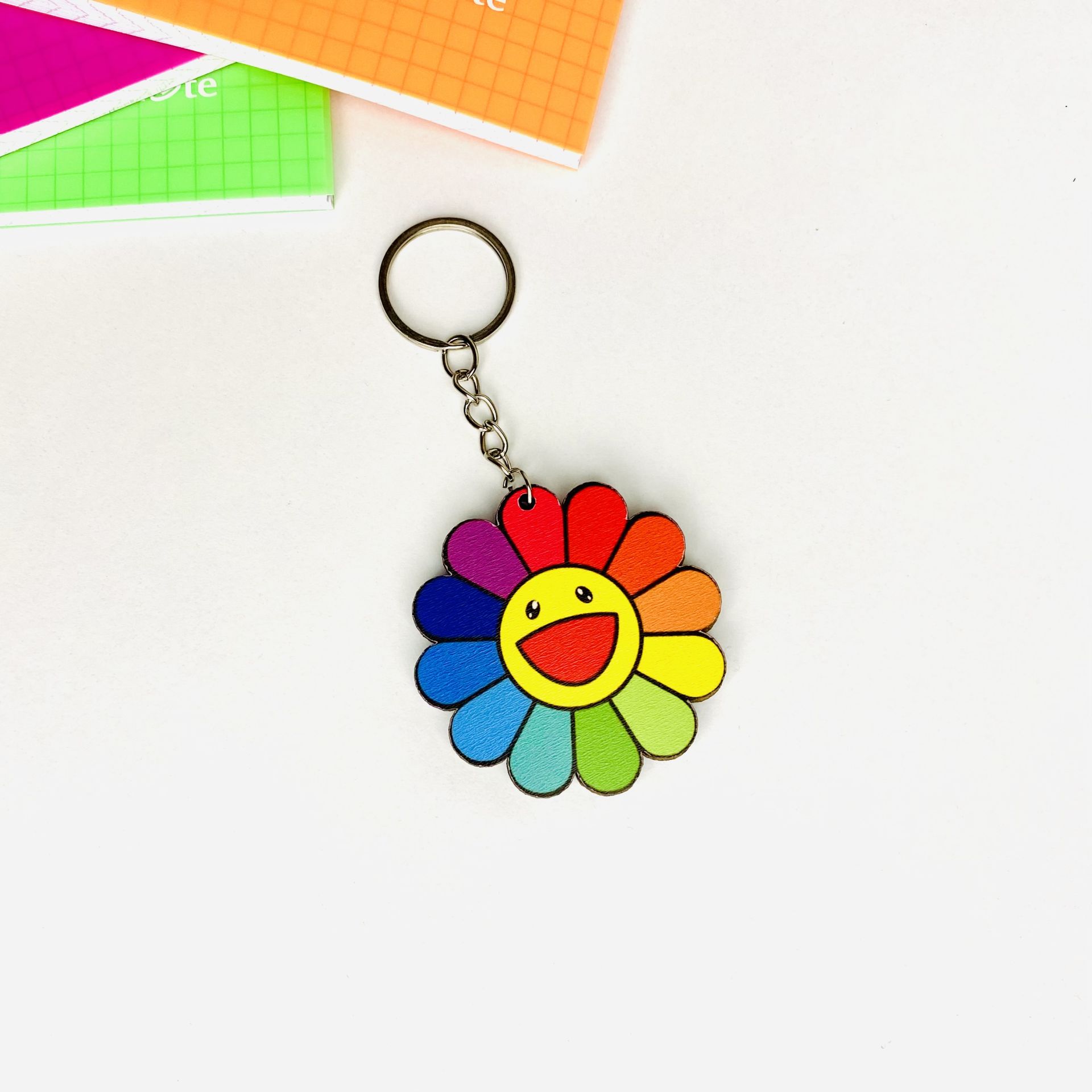 Rainbow Flower Ahşap Anahtarlık