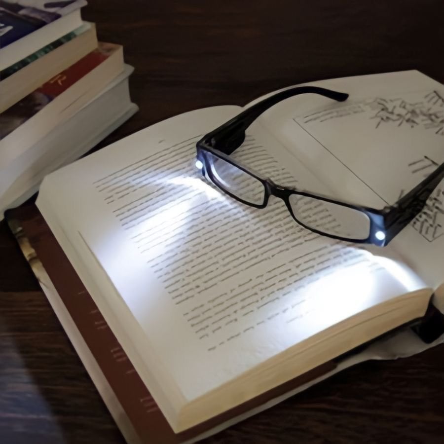 Işıklı Kitap Okuma Gözlüğü