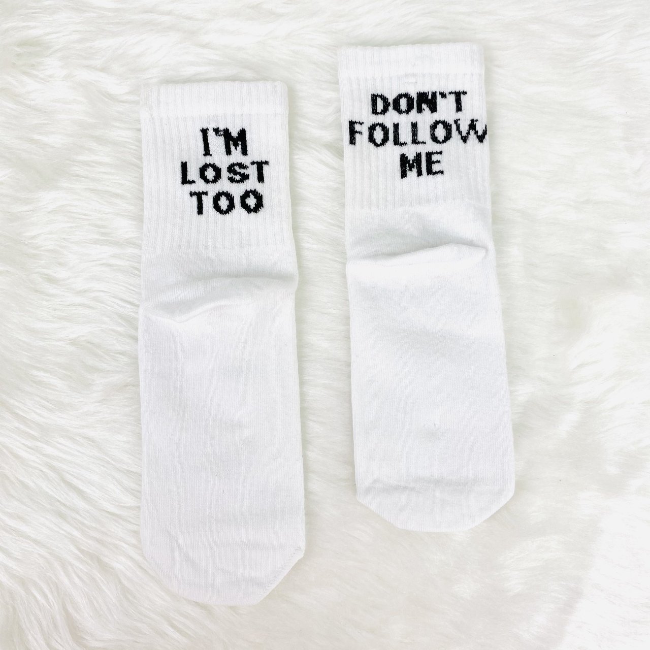 Don’t Follow Me Basklı Çorap