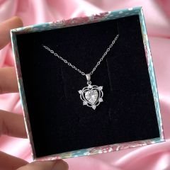 Love Heart Kolye Gümüş Beyaz Taşlı