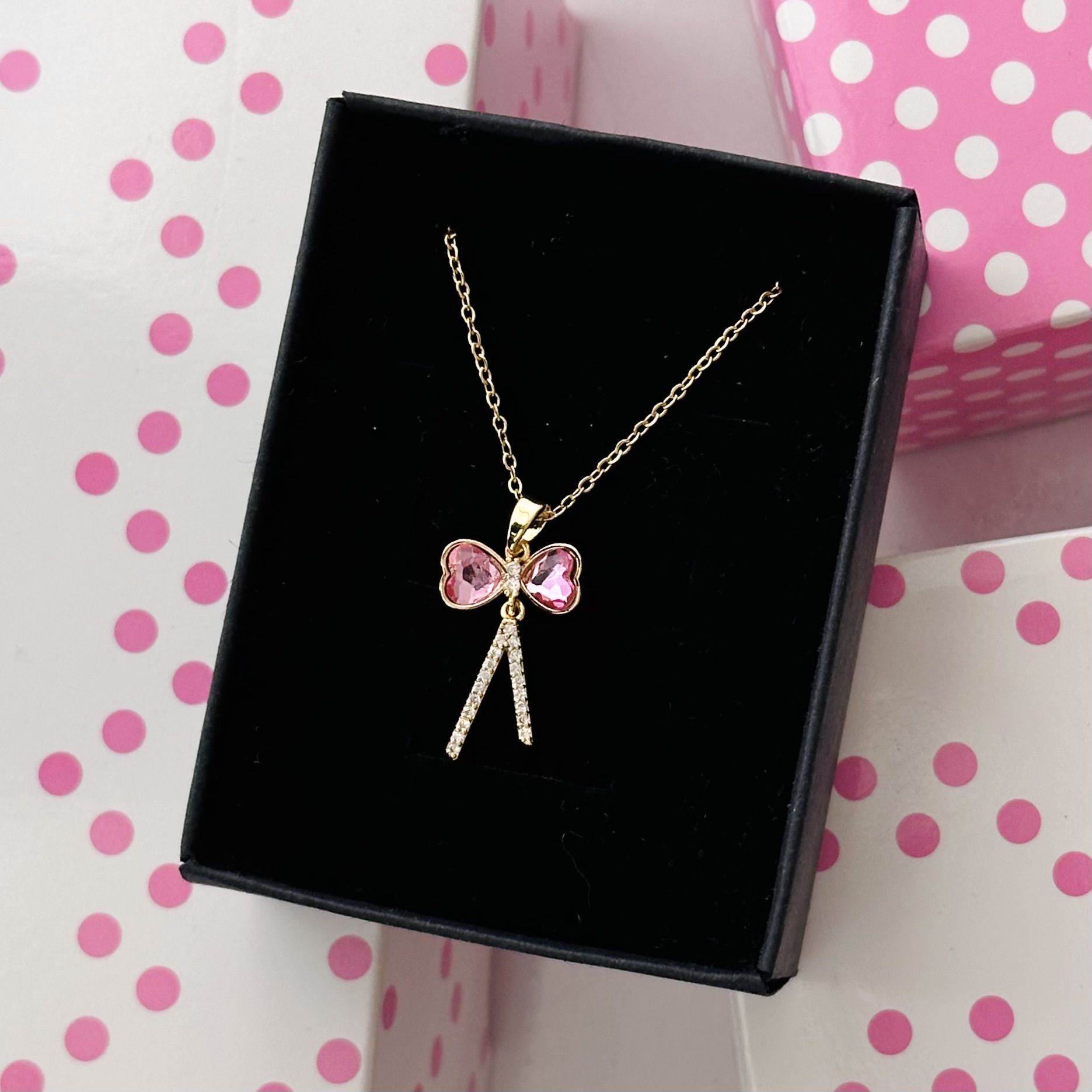Fiyonk Pembe Taşlı Kolye Gold