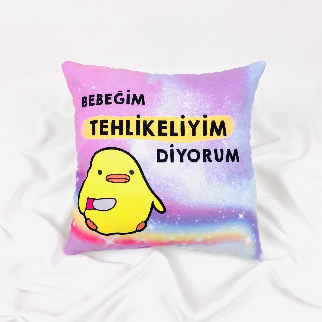 Bebeğim Tehlikeliyim Diyorum Yastık