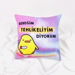 Bebeğim Tehlikeliyim Diyorum Yastık
