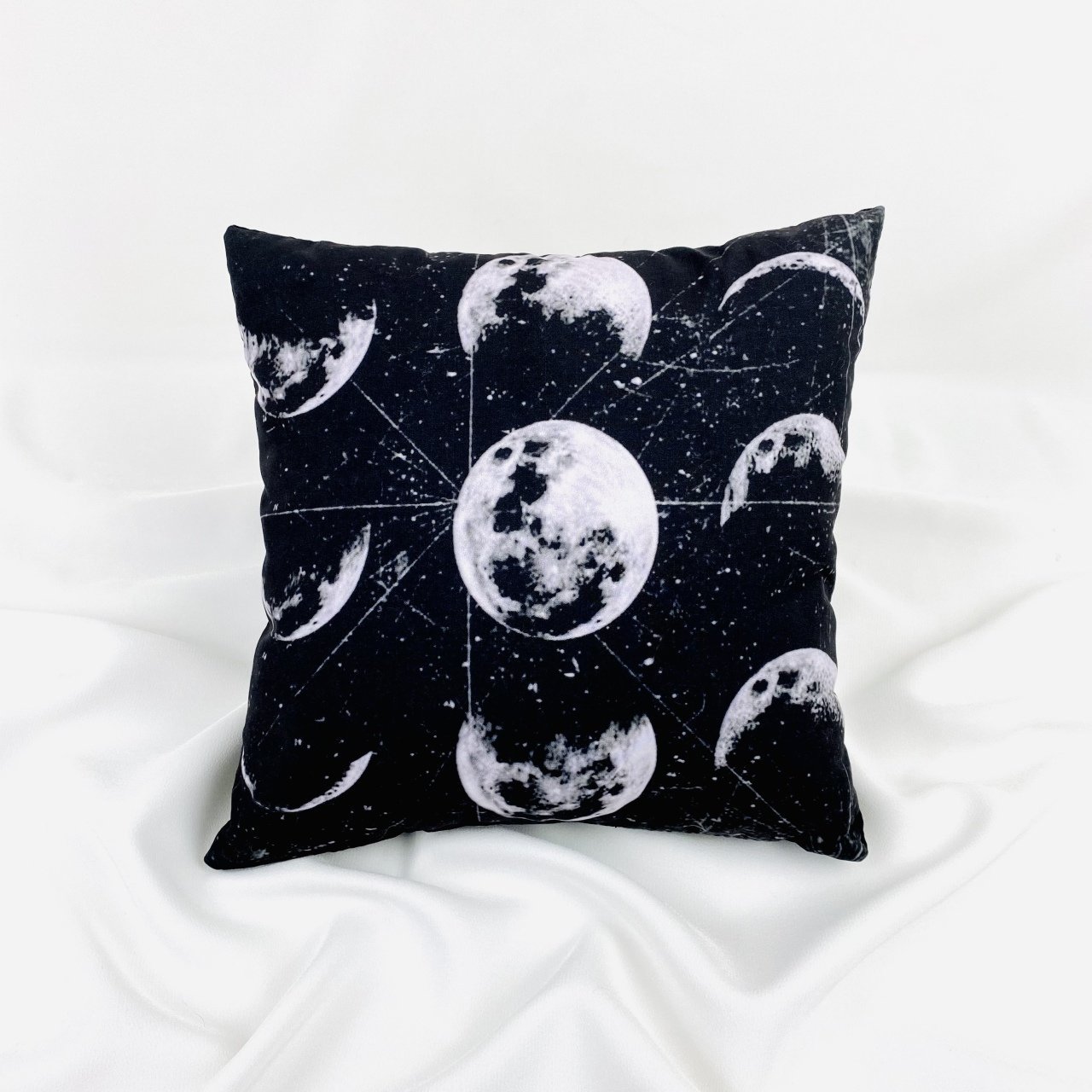 Moon Yastık