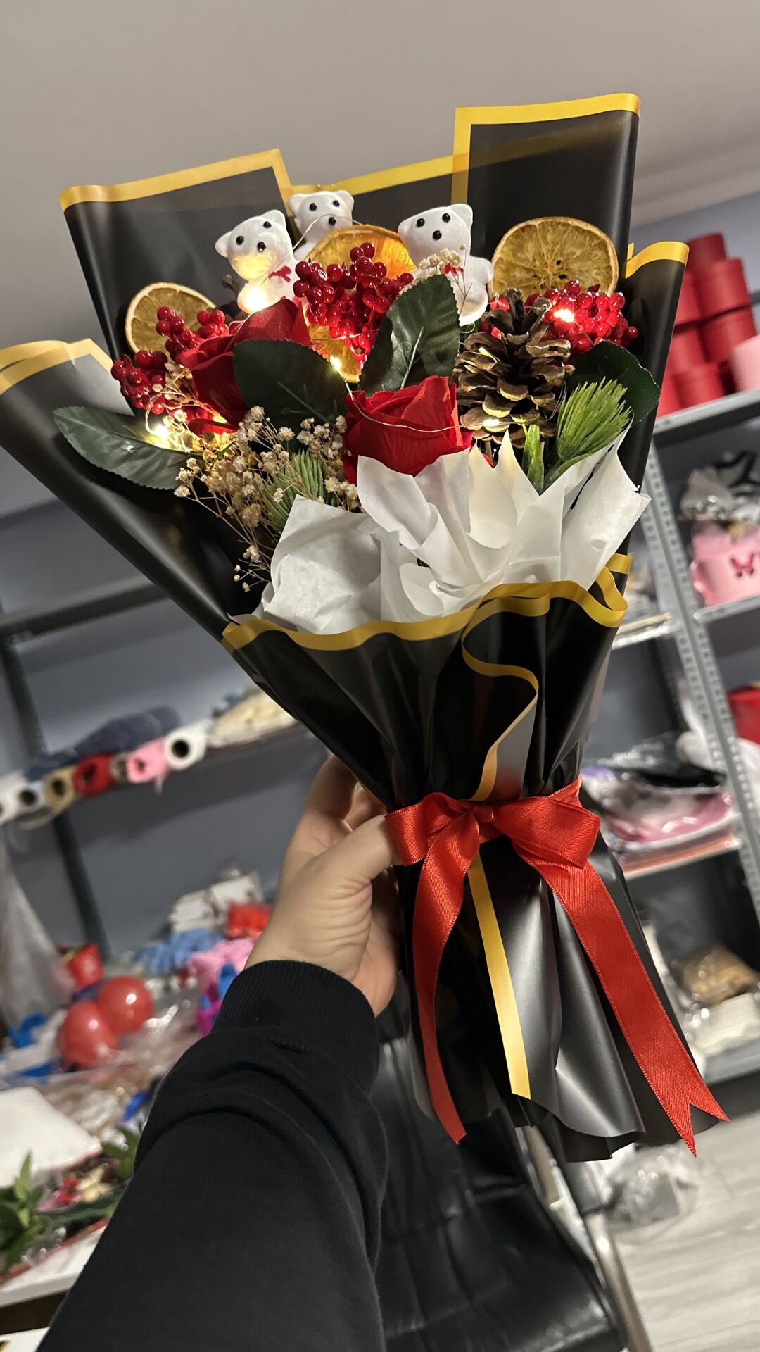 Ayıcıklı Güllü Led Işıklı Kokina Çiçeği