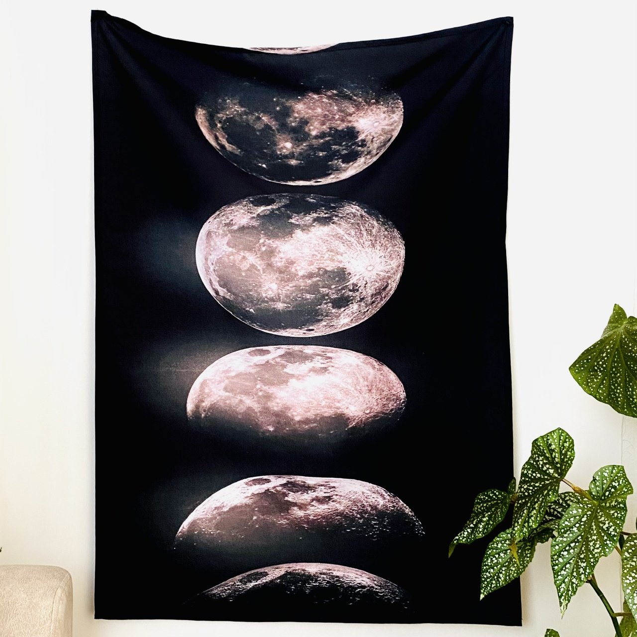 Moon Desenli Duvar Halısı