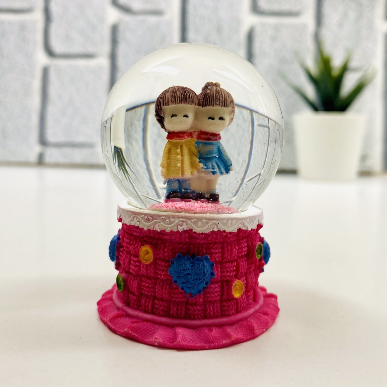 Kalp Desenli Kar Küresi Pembe